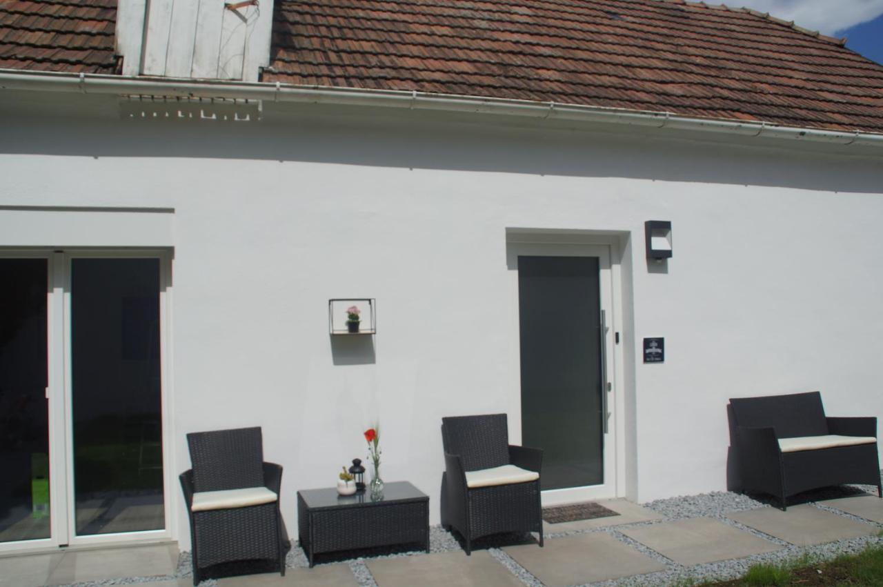 Kirschbluetenappartements Breitenbrunn  Buitenkant foto