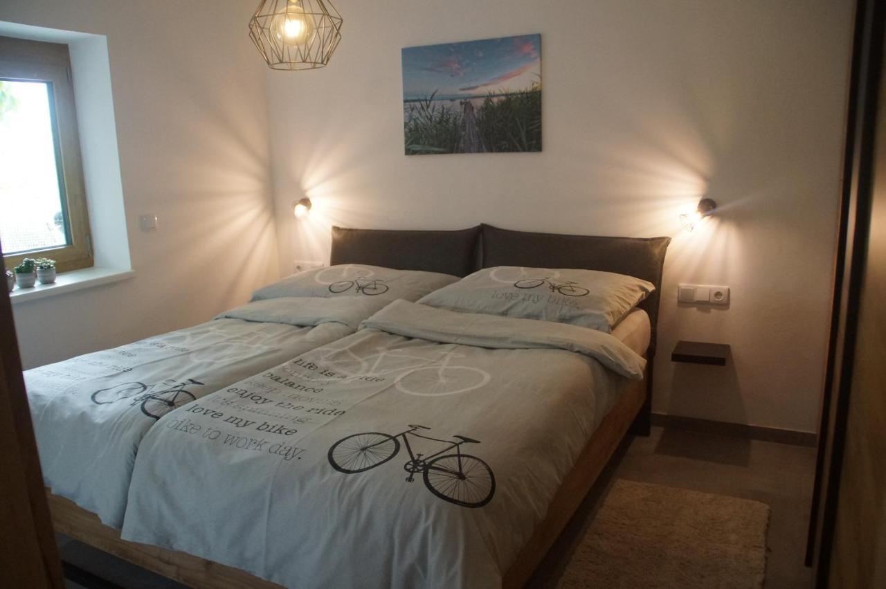 Kirschbluetenappartements Breitenbrunn  Buitenkant foto